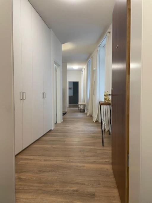 Elegant 2Br Apartment - Canal3 Цюрих Екстериор снимка